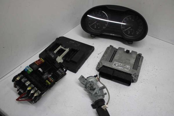 BOITIER COMPLET SKODA OCTAVIA 1.6 TDI CLHA 2013-2017 - Vue 1